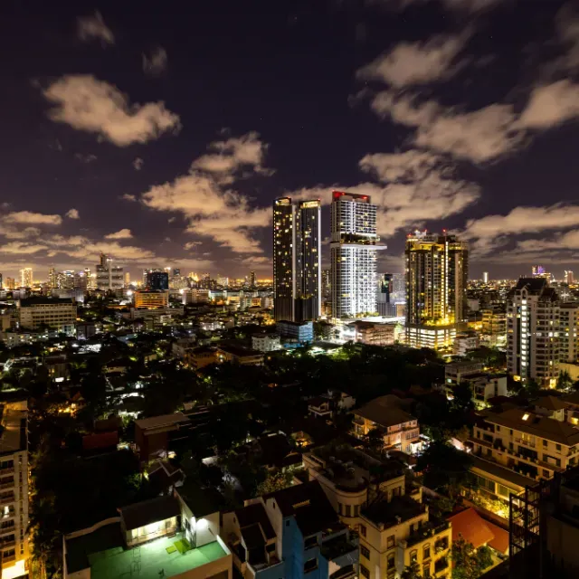 The Rooftop, 01:05